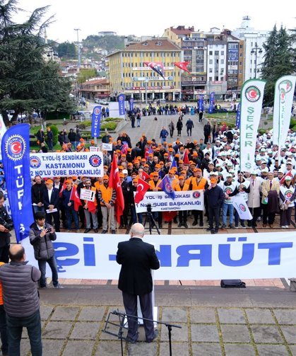 Emekçiler Cumhuriyet Meydanı’nı doldurdu