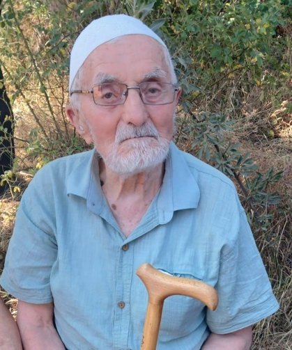 Emekli öğretmen Hilmi Yılmaz hayatını kaybetti
