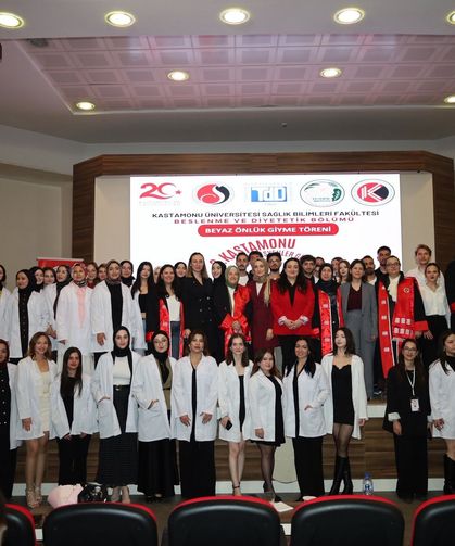Kastamonu Üniversitesi’nde beyaz önlük heyecanı