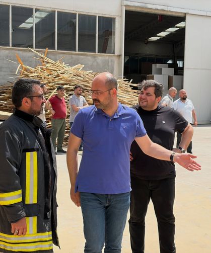 Başkan Volkan Kavaklıgil yangın yerinde incelemelerde bulundu