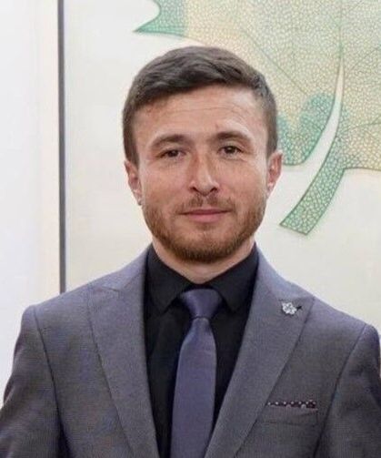 Acar'dan Vekil Uluay’a: "Sorularımızın muhatabı ahır değil, hastanedir"