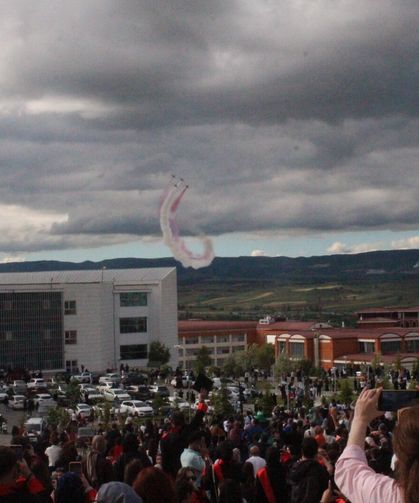 Kastamonu'da gökyüzü kırmızı-beyaza büründü