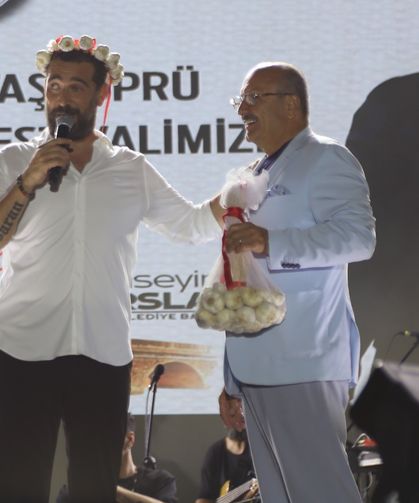 Taşköprü’de Resul Dindar ve Ümit Yaşar rüzgarı esti
