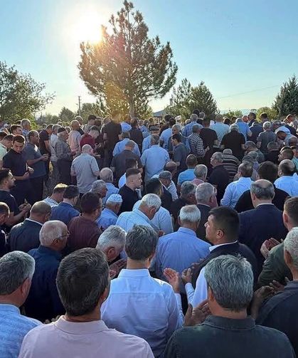 Başkan Ahmet Şatırgil son yolculuğuna uğurlandı