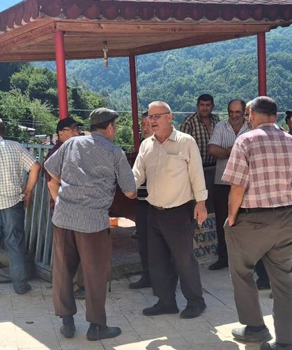 Cide’de bir köy daha asfaltla buluştu