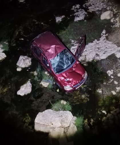 Kastamonu'da çaya uçan otomobilde can pazarı