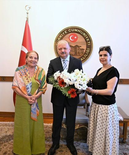 Kastamonu’nun tanıtımı ünlü sanatçıyla görüşüldü