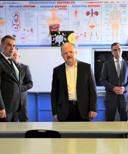 Vali Dallı’dan okullarda yeni eğitim yılı denetimi