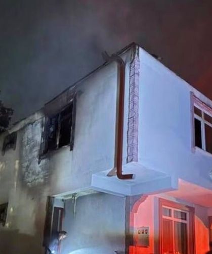 Kastamonu’da 2 ev alevlere yenildi