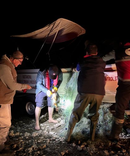 Barajdan 2,5 kilometrelik hayalet ağ çıkarıldı