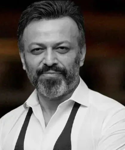 Ünlü oyuncu Serhat Mustafa Kılıç evinde ölü bulundu