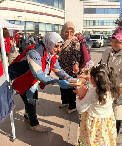 Kastamonu’da vakıf geleneği hastane önünde yaşatıldı