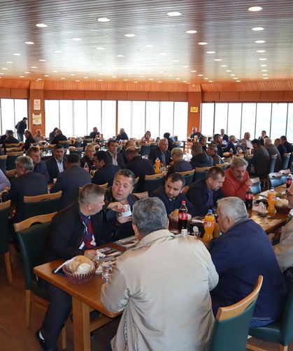 Cide’de 91 muhtar aynı sofrada buluştu