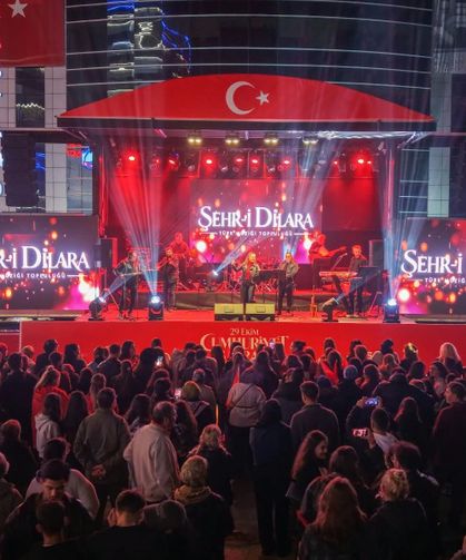 Kastamonu'da Cumhuriyet coşkusu konserle taçlandı