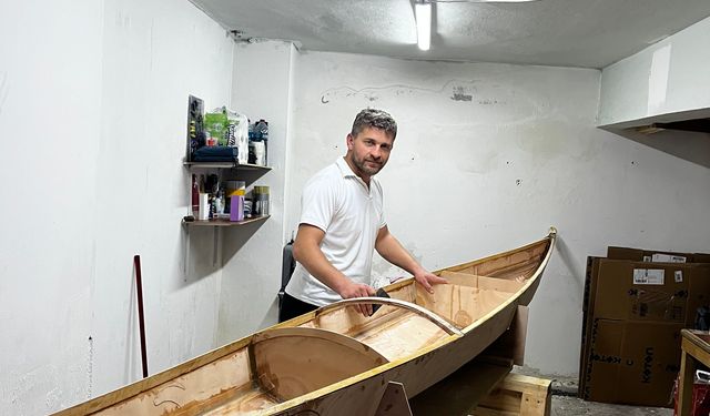 "Çılgın İnebolulu" kendi kanosunu kendi yapıyor