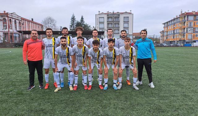 Cide Belediyespor dört dörtlük