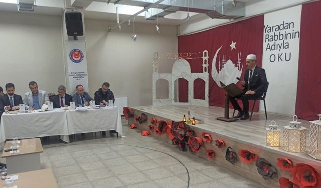 İmam Hatip liselerinde Araç'ta "Genç Muhafızlar ve Hafızlık Yarışması"