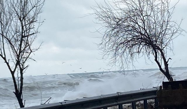 Fırtına Geliyor... Kastamonu ve Samsun arasında tedbir zamanı