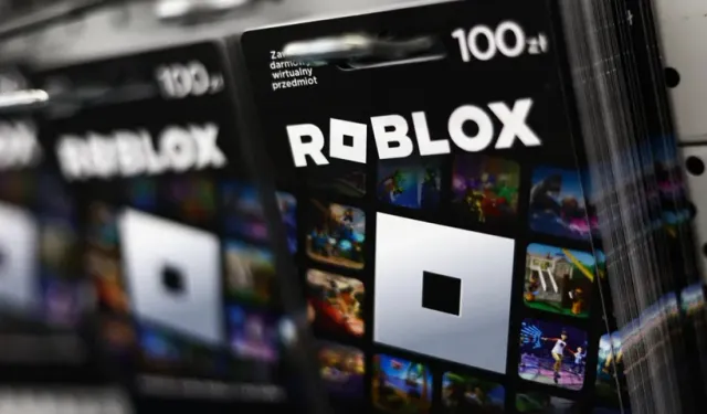 Önce Instagram şimdi de Roblox yasaklandı