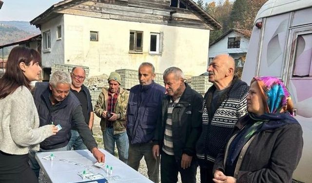 Mobil kanser tarama aracı erken tanı için Kastamonu'nun ilçelerini geziyor