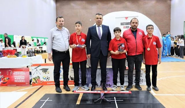Genç mucitler Kastamonu Bilim Fuarı’nda projelerini sergiledi