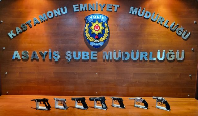Kastamonu'da parkta silah atan şahıslar yakalandı