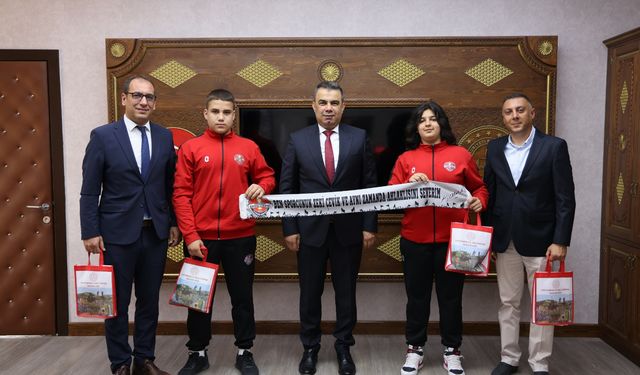 Kastamonulu şampiyonlardan Müdür Gümüş’e ziyaret