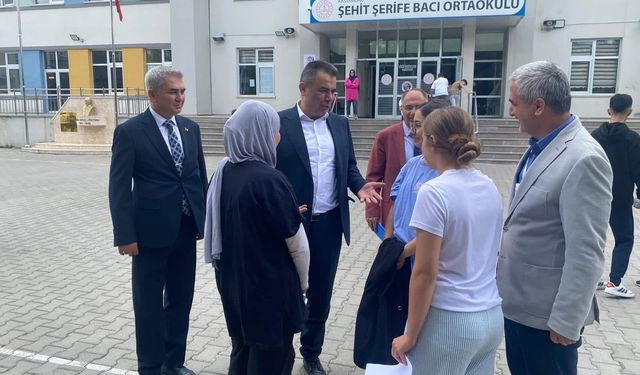 Kastamonu'da LGS heyecanı: 3 binden fazla öğrenci sınavda ter döktü