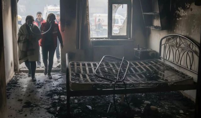 Elektrikli battaniye 4 kişiyi hastanelik etti