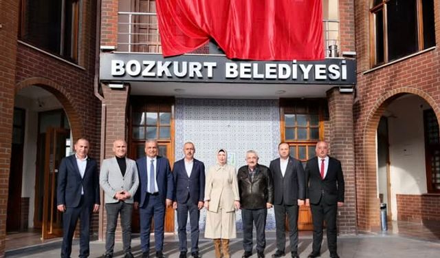 AK Partili ilçe belediye başkanları Bozkurt'ta buluştu