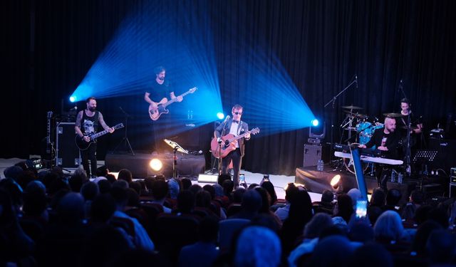 Rock efsanesi Ayna grubu, Kastamonu’yu salladı