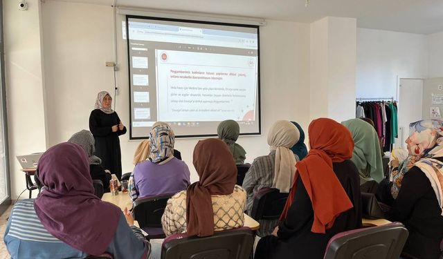 Cide’de “Kadına Şiddetle Mücadele” ve “Neslin Korunması” konulu konferans düzenlendi