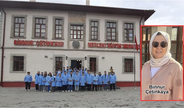 Kastamonulu hayırsever öğrencilere forma yaptırdı