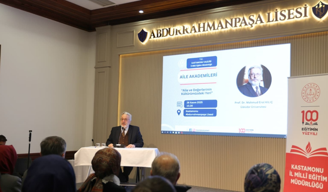 Ailenin toplumdaki yeri Aile Akademisi’nde konuşuldu