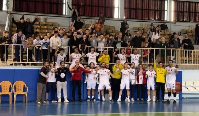 Sherin İneboluspor sezona net galibiyetle başladı