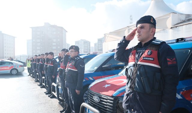 Kastamonu Emniyeti ve Jandarması yeni araçlarına kavuştu