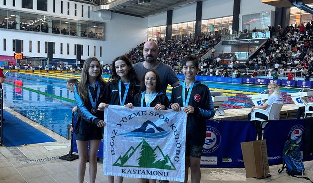 Ilgaz Yüzme Spor Kulübü, Kastamonu'yu gururlandırdı