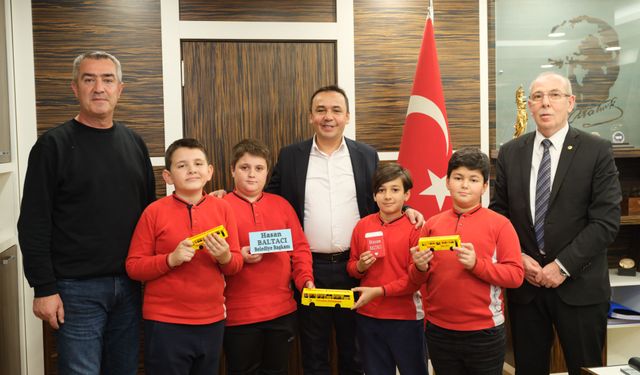 Kastamonu’nun 'sarı otobüsü' çocukların projesine ilham oldu