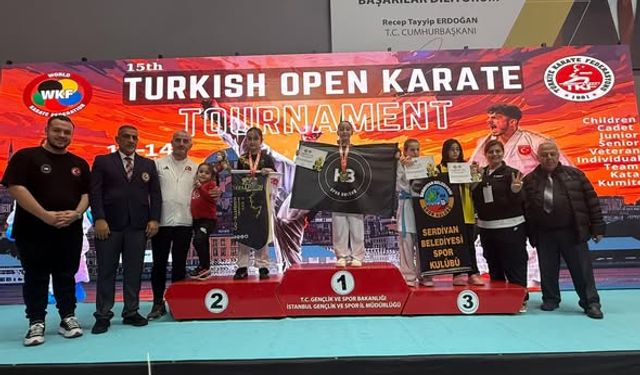 Kastamonu’nun gururları Çevik kardeşler minderi fethetti!