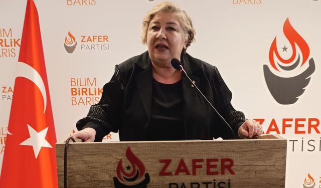 Başkan Büyükşen: "Ortada yalnızca bir bayrak yoktur"