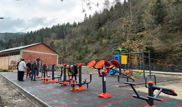 Şenpazar’da 7’den 70’e sosyal alan çalışmaları başladı