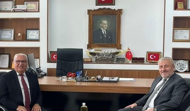 Durası, Cide'nin sağlık eksiklerini İl Müdürüne iletti