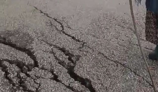 Köylüler endişeli: Cide’de grup yolu SOS veriyor!