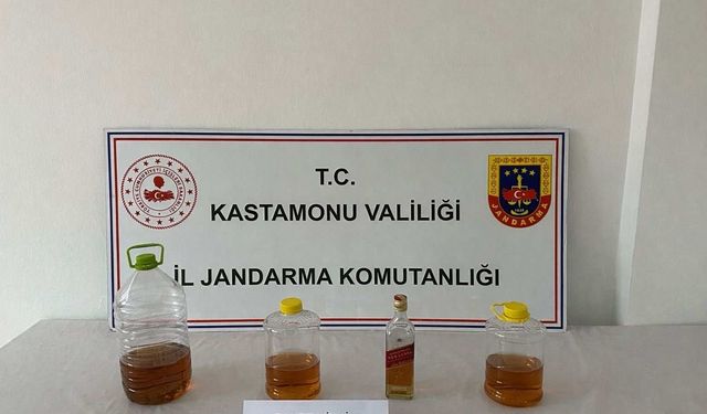 Kastamonu’da 264 paket sigara ve 7 litre sahte içki ele geçirildi