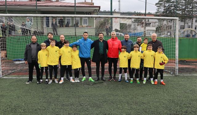 Milli antrenör Cide’de seminer verdi, antrenmana katıldı