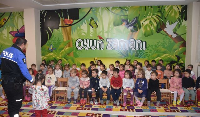 Kastamonu Emniyeti, hayata renk vermeye devam ediyor