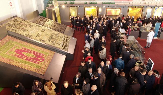 Kutsal emanetler Kastamonu’ya geldi