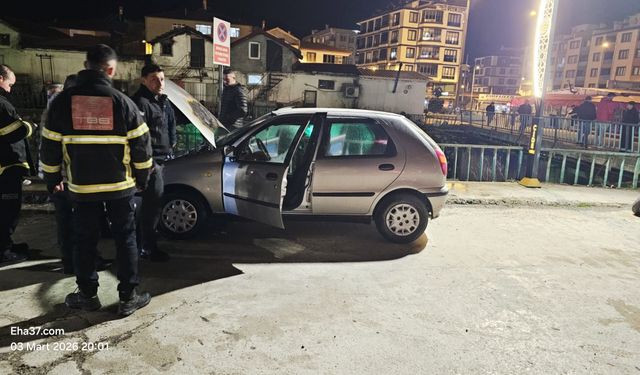 Kastamonu'da seyir halindeki otomobil bir anda alev aldı