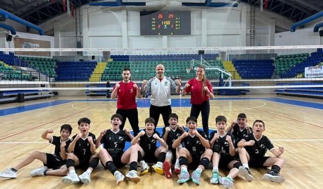 Kastamonu’nun gururu Bozkurt Ortaokulu yarı finale yükseldi