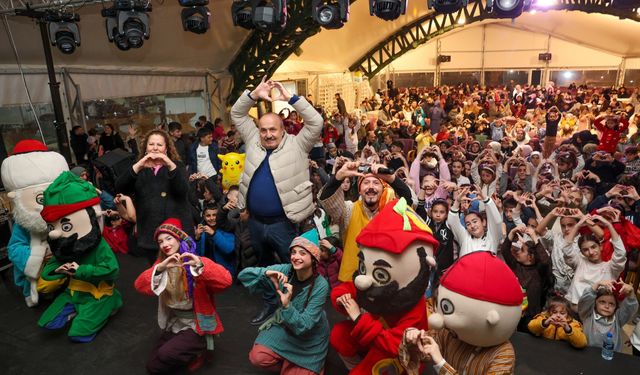 Çocuklar Kastamonu’da müzikal gösteriyle buluştu